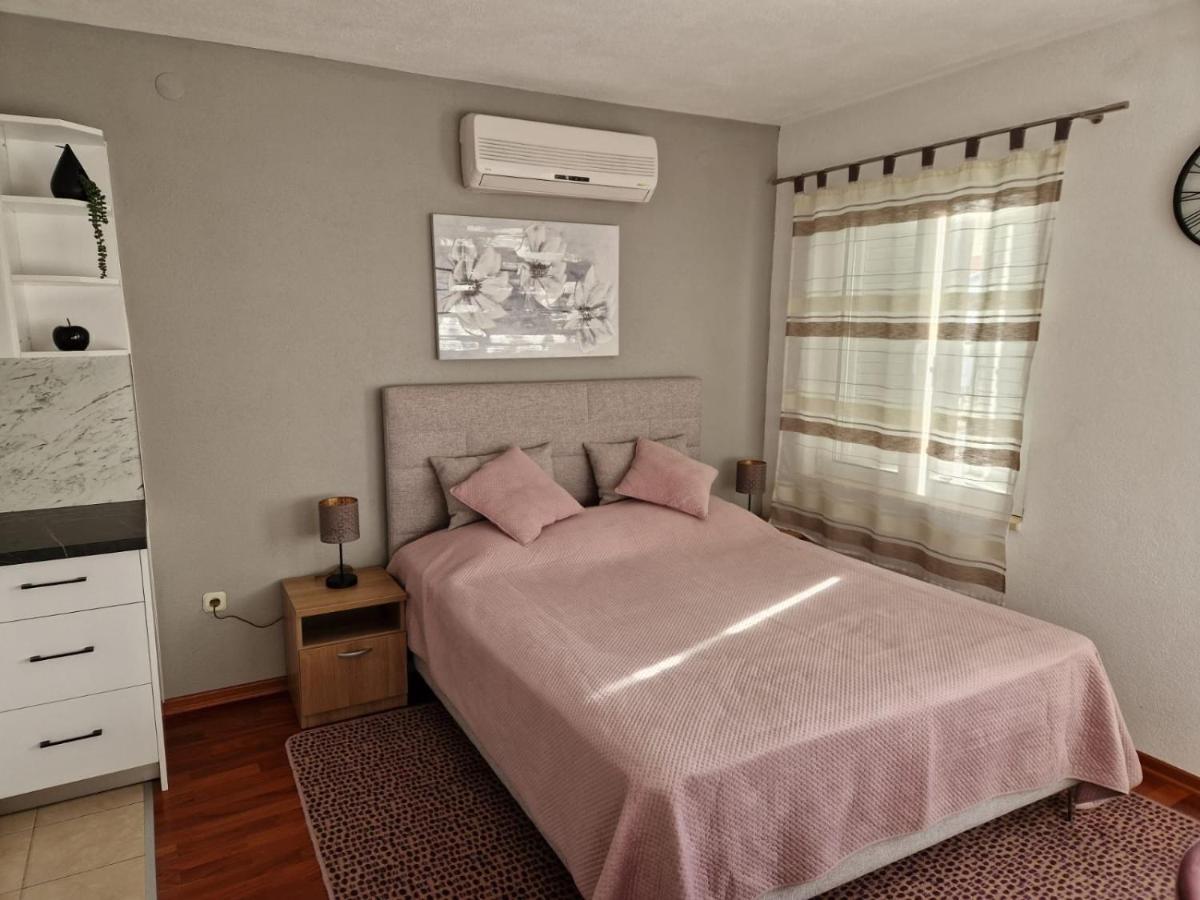 Apartments Ozrenka Тучепи Экстерьер фото